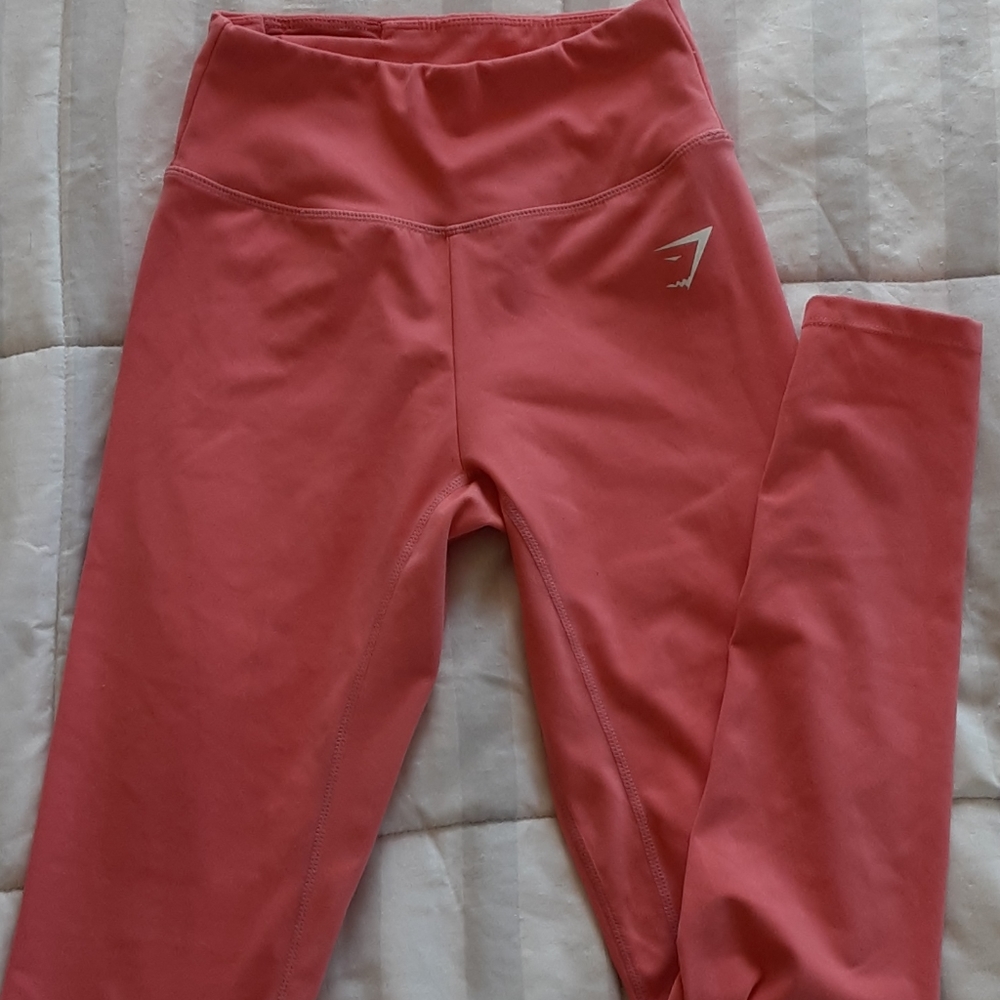 Coral/pink Gymshark leggings